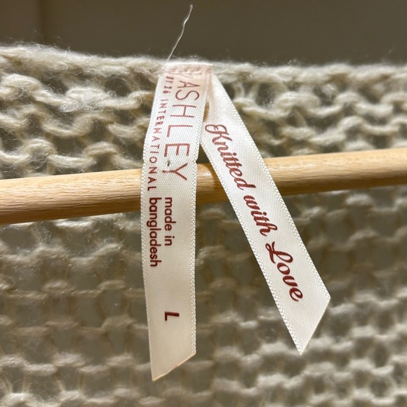 Crochet Sweater - Picture 4 of 4